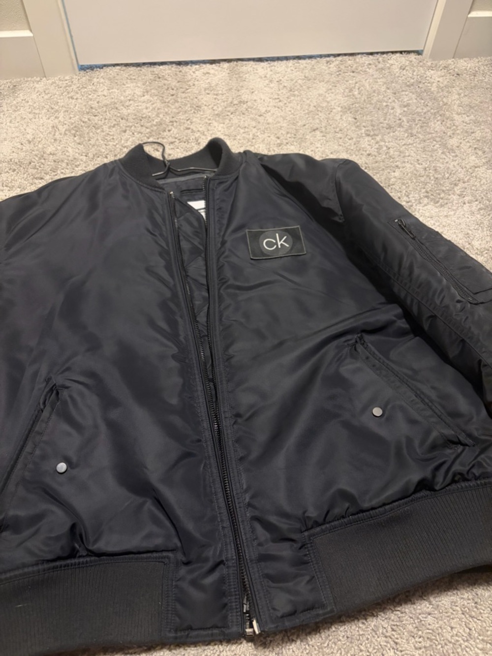 Calvin Klein Men’s Black Bomber Jacket size M excellent condition - Picture 7 of 9